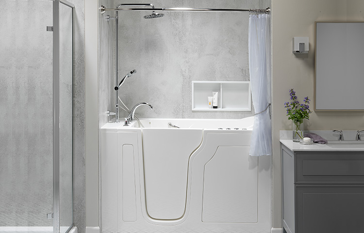 Walk-in Tub